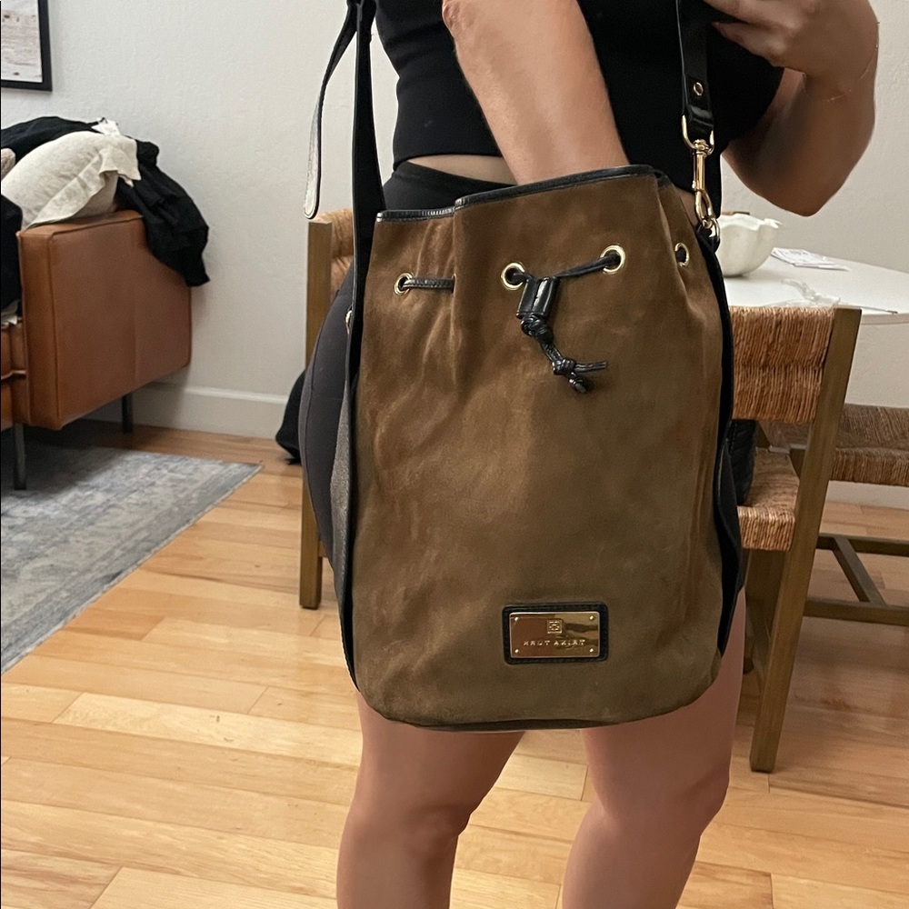Trina Turk Bucket Bag! 100% Leather & Suede!